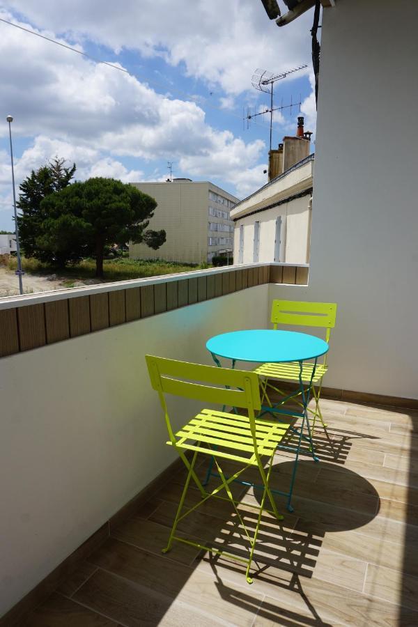 Appart Chic & Moderne Avec Balcon Apartment La Roche-sur-Yon Exterior photo